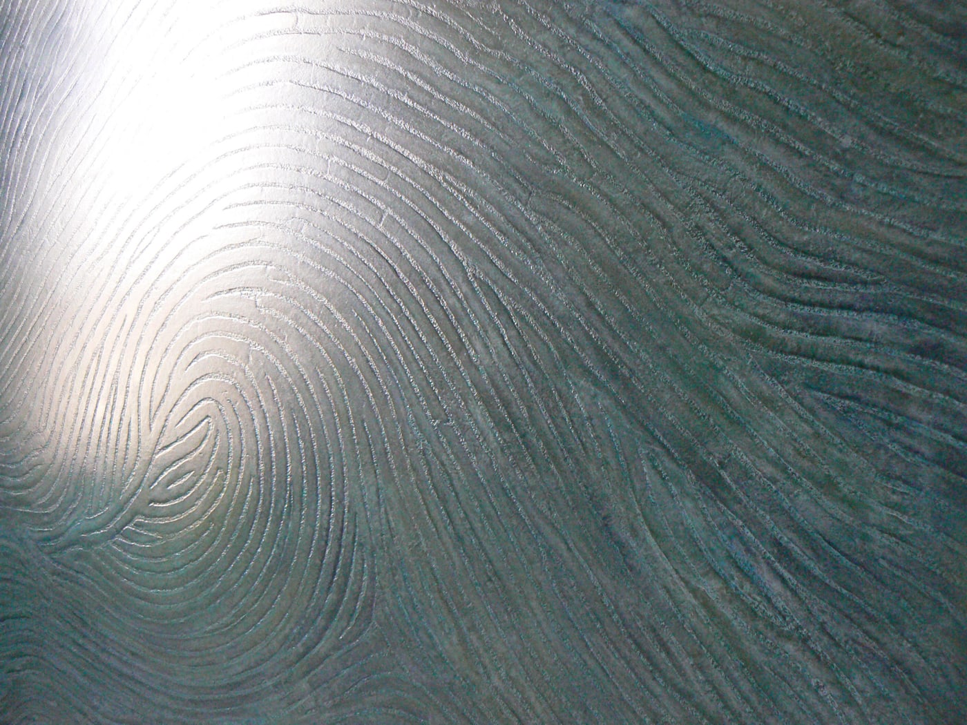 Oeuvre de Aude Arnold, artiste sgraffito, enduit chaux