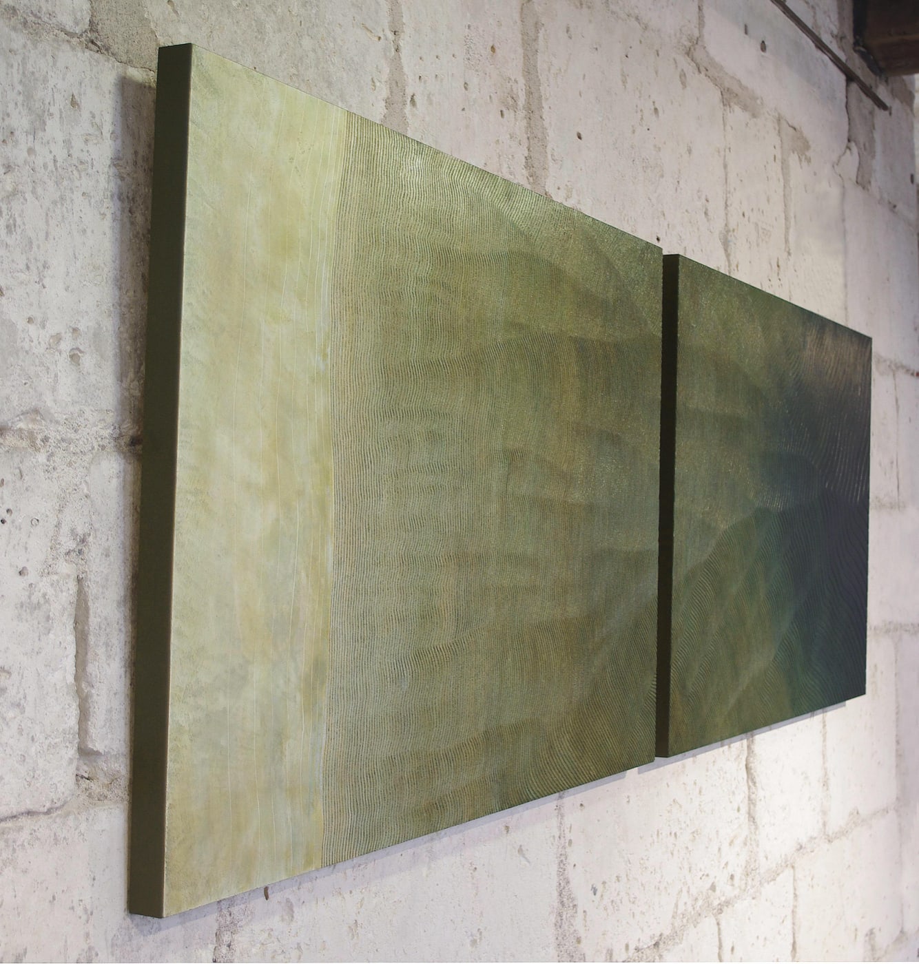 Oeuvre de Aude Arnold, artiste sgraffito, enduit chaux