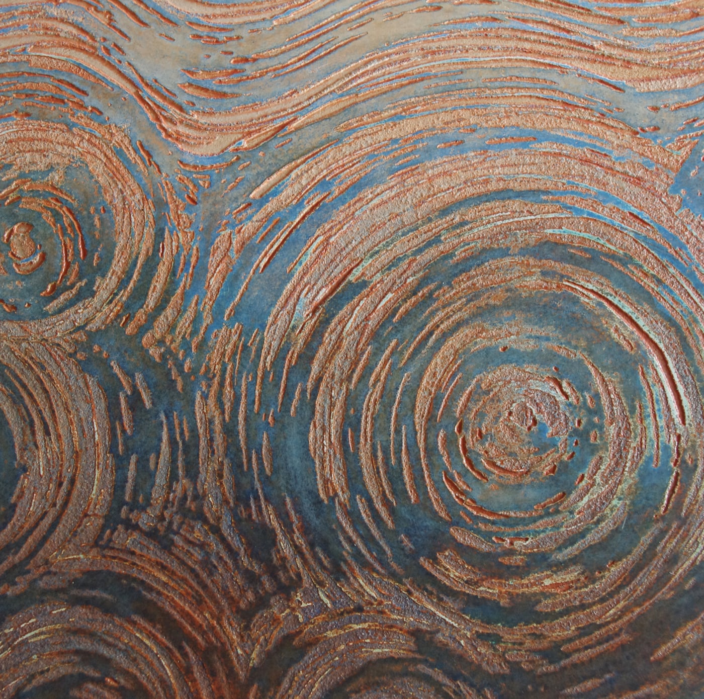 Oeuvre de Aude Arnold, artiste sgraffito, enduit chaux